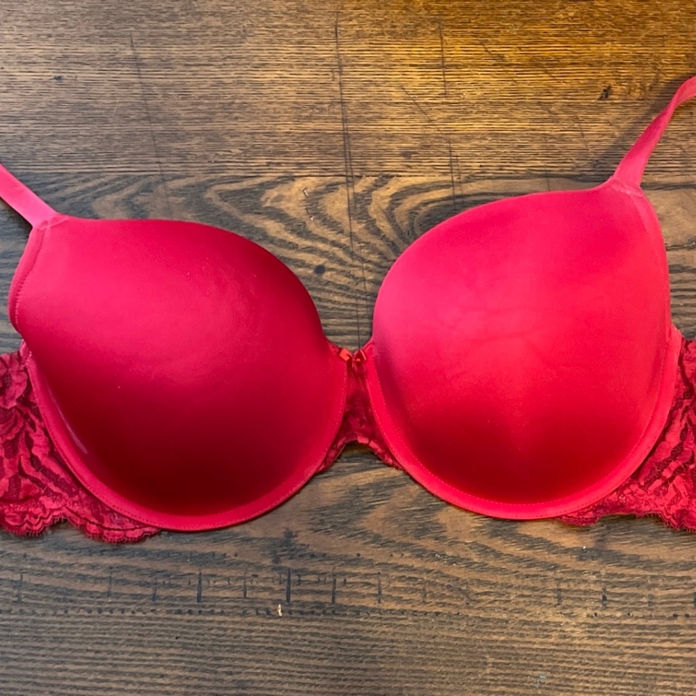 Torrid Curve, Push-up, Plunge, Red Lace Bra, Size 40DD/E